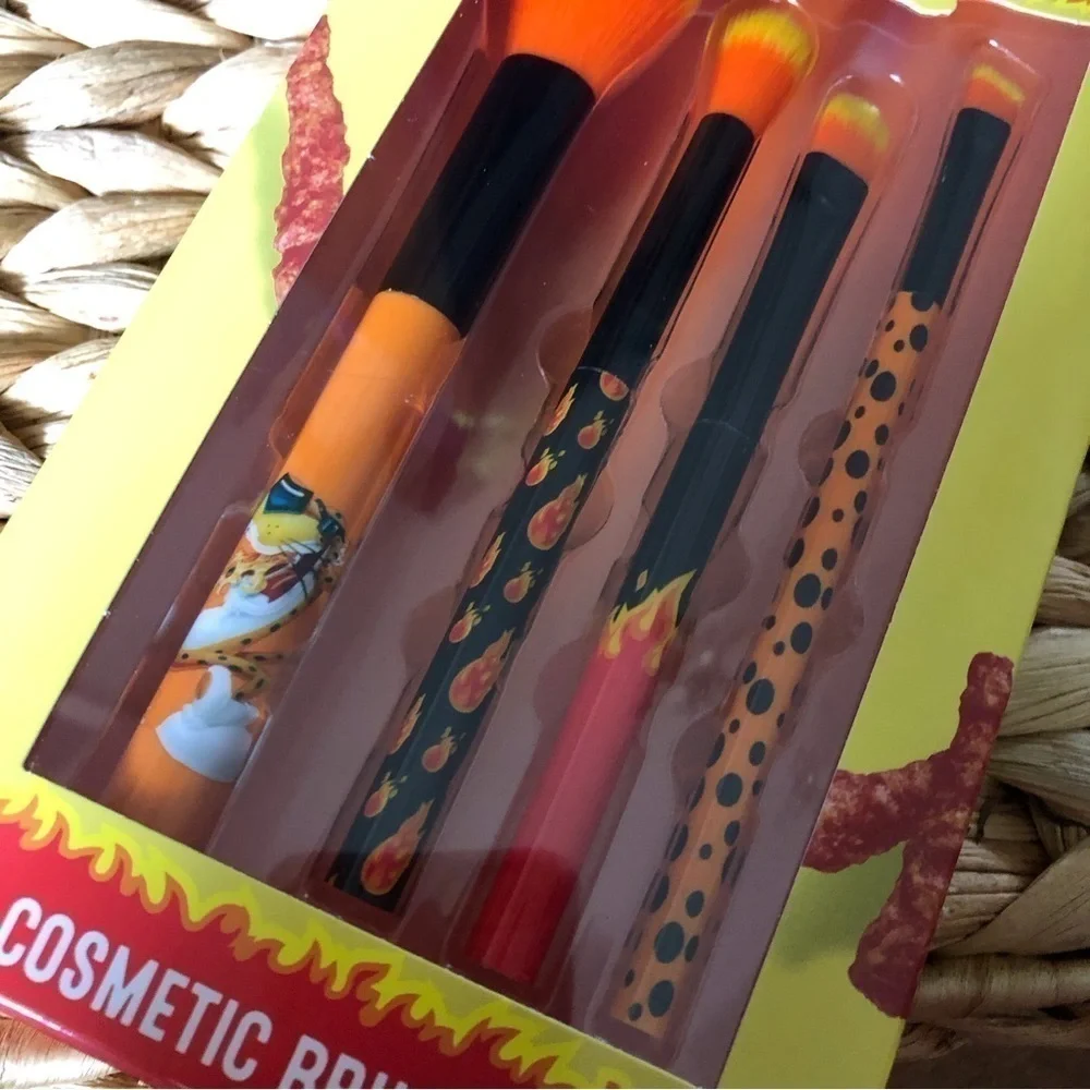 Taste Beauty x Cheetos Flamin Hot Crunchy Cosmetic Brush Set